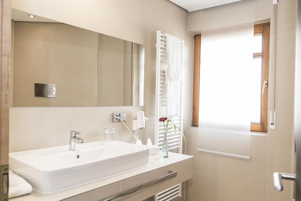 Hotel & Restaurant Becher Donzdorf Zewnętrze zdjęcie